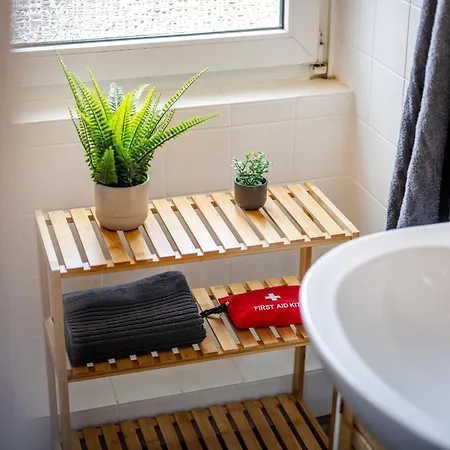 Suedstadt Oase Auf Zwei Etagen 4 Sz Und Balkon דירה *