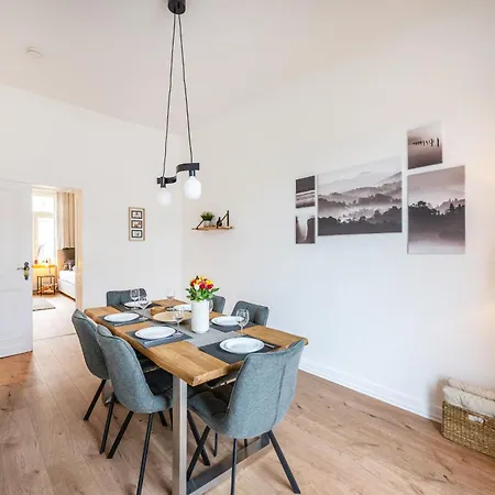 Apartament Suedstadt Oase Auf Zwei Etagen 4 Sz Und Balkon Koblencja