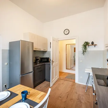 Suedstadt Oase Auf Zwei Etagen 4 Sz Und Balkon