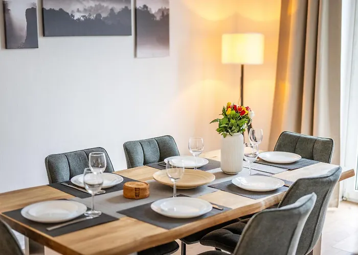 아파트 Suedstadt Oase Auf Zwei Etagen 4 Sz Und Balkon *