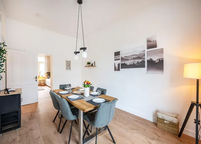 아파트 Suedstadt Oase Auf Zwei Etagen 4 Sz Und Balkon 코블렌츠